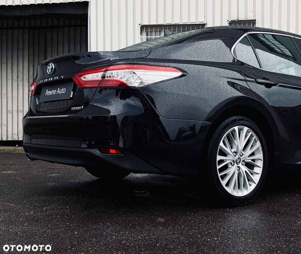Toyota Camry 2.5 Hybrid Executive CVT - 12