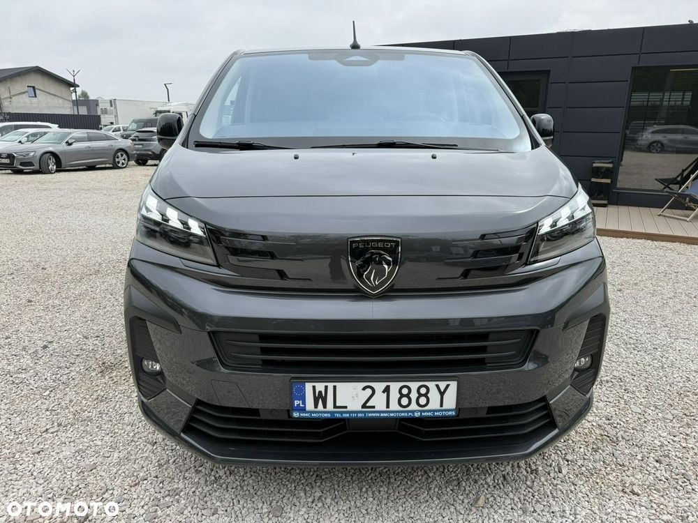 Peugeot Traveller - 18