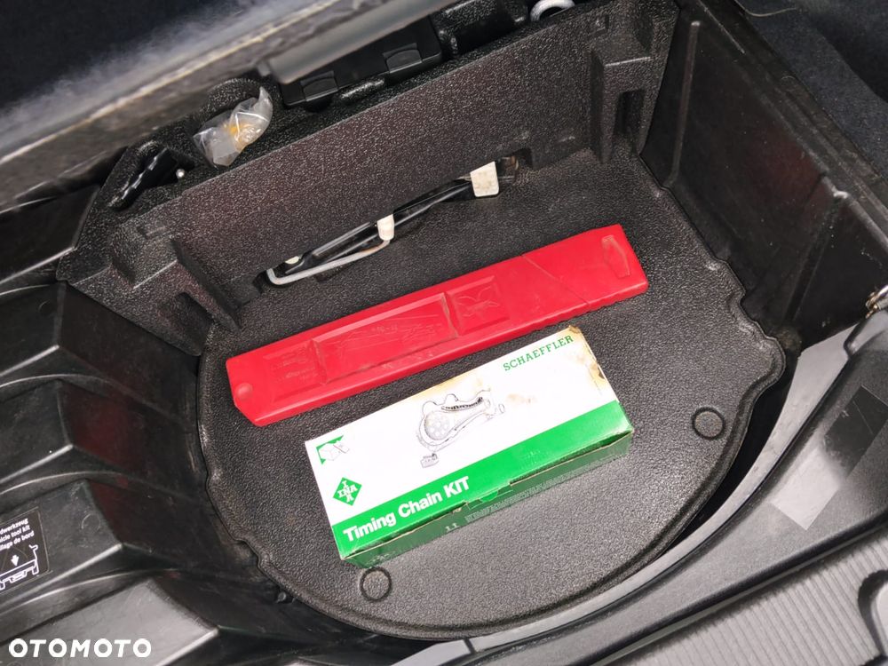 Mercedes-Benz Klasa C 180 Kompressor Automatik Avantgarde Sport Edition - 20