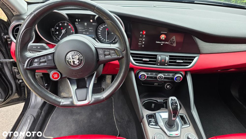 Alfa Romeo Giulia 2.0 Turbo TI Q4 - 13