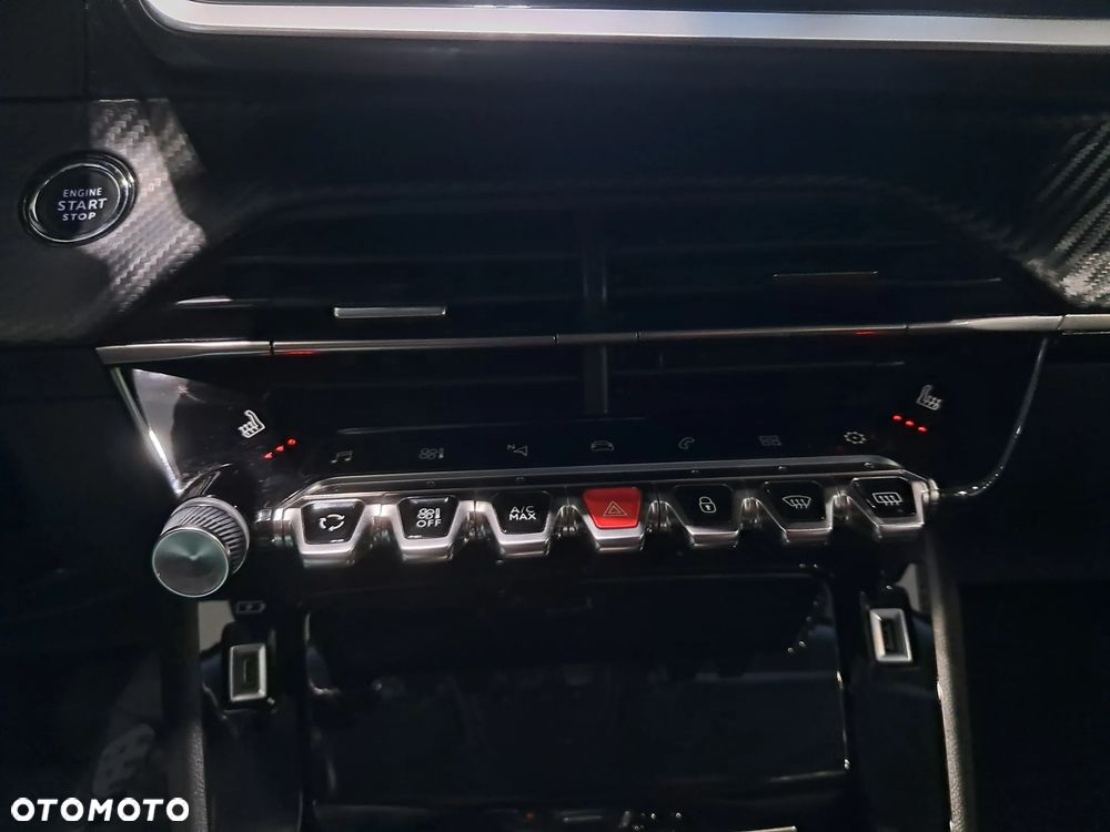 Peugeot 2008 1.2 PureTech Allure S&S EAT8 - 16