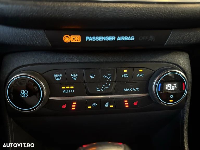 Ford Fiesta ver-1-0-ecoboost-powershift-st-line - 28