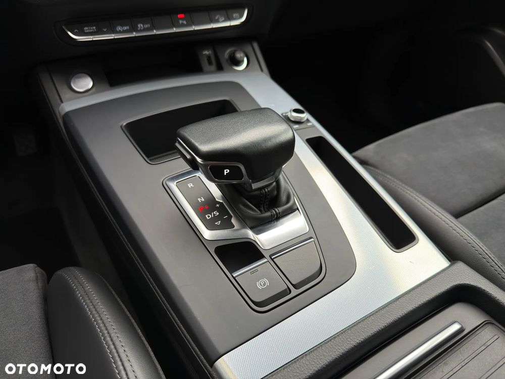 Audi Q5 40 TDI quattro S tronic sport - 11