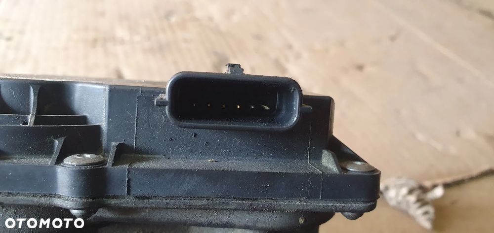 Przepustnica Dacia Logan II 0.9 TCE H8201171233 - 5