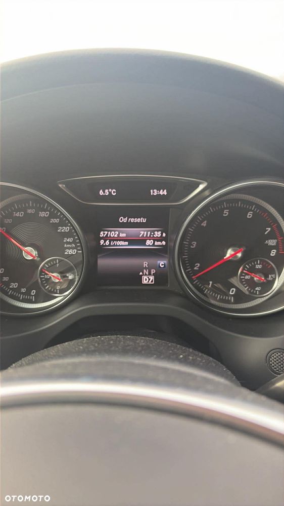 Mercedes-Benz GLA 220 4-Matic AMG Line - 15