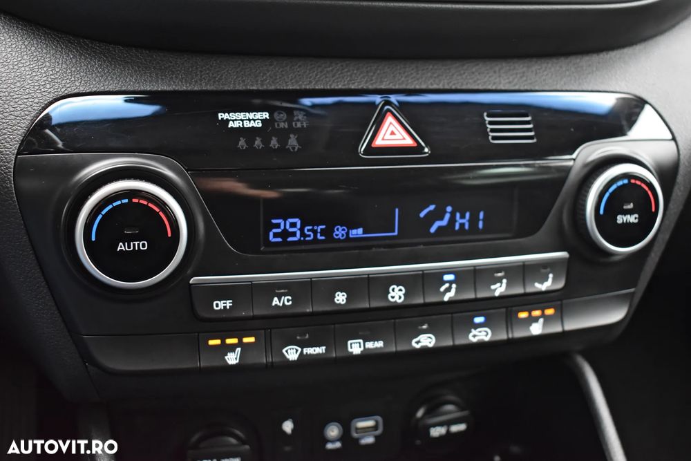 Hyundai Tucson blue 1.6 CRDi 2WD DCT Premium - 21