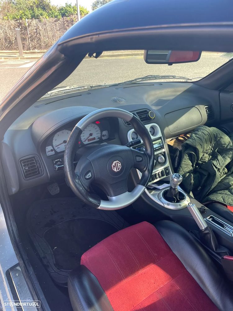 MG TF 115 Edição Limitada - 11