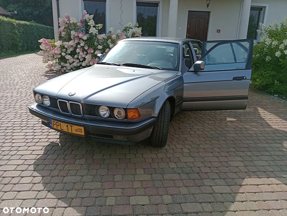 BMW Seria 7 - 17