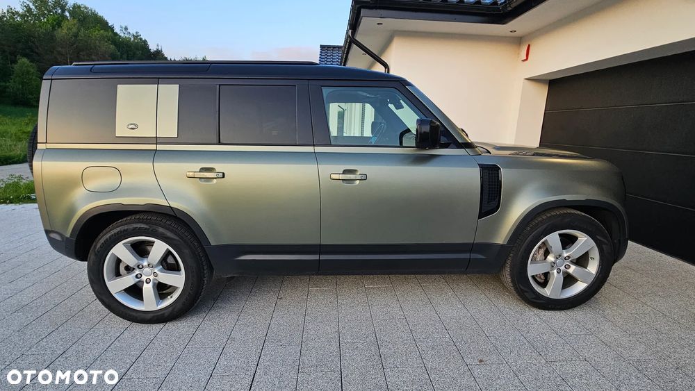 Land Rover Defender - 8