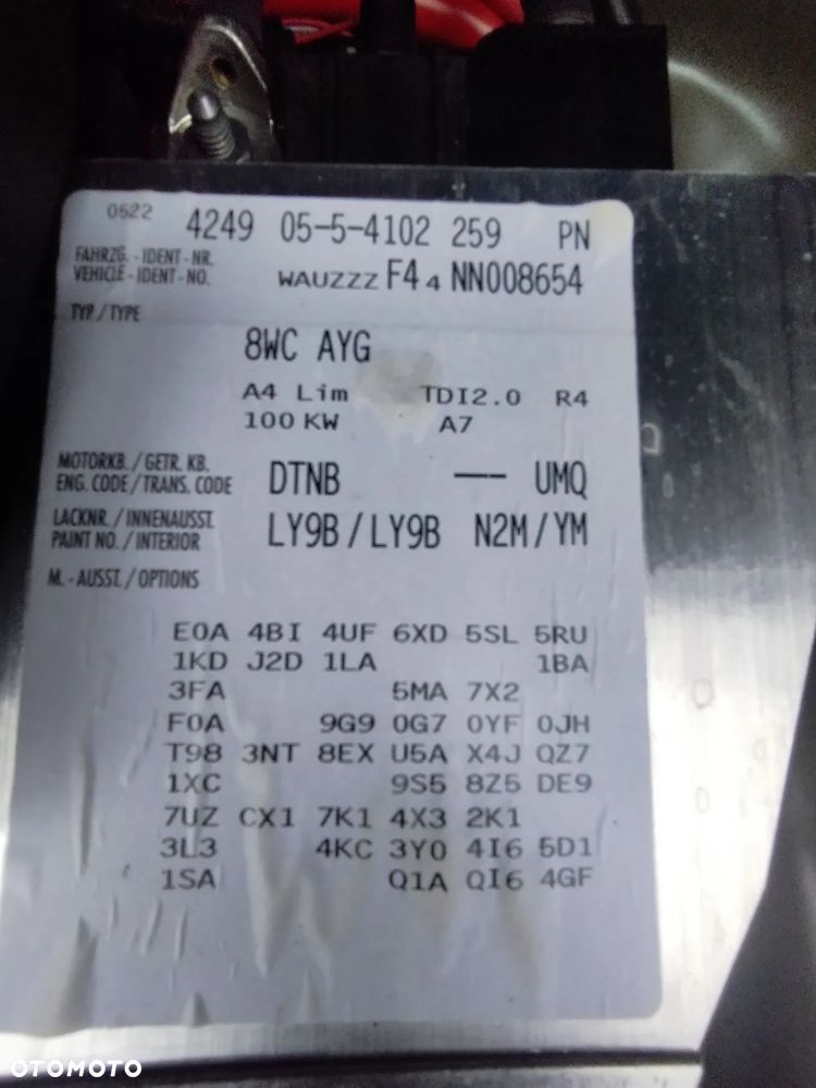 Audi A4 Limousine - 11