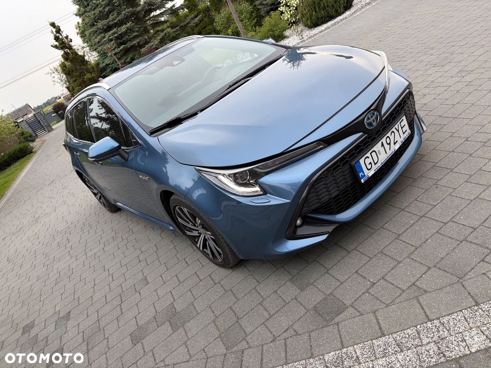 Toyota Corolla 1.8 Hybrid Executive - 10