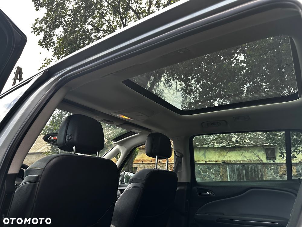 Opel Zafira - 18