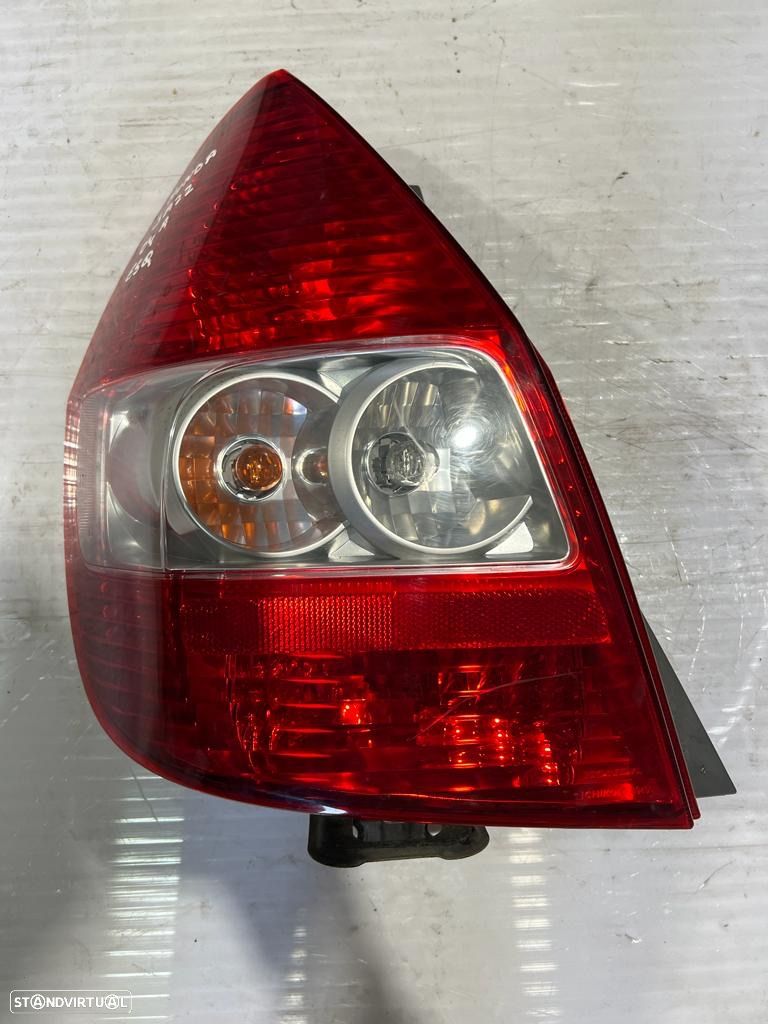 Farolim traseiro esquerdo Honda Jazz 2003 - 1