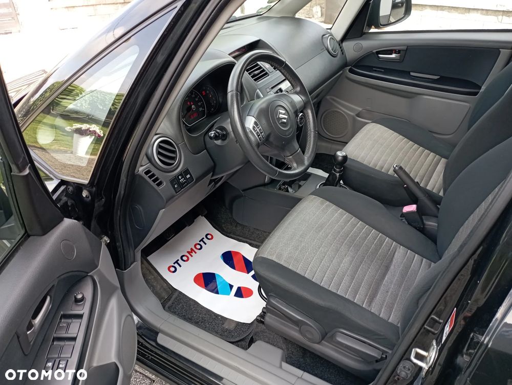 Suzuki SX4 1.6 VVT 4x2 Comfort - 8