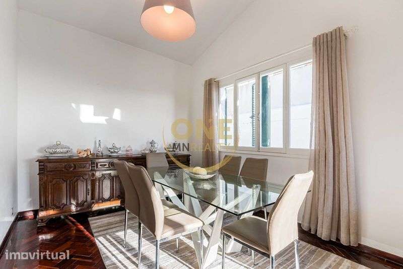 Moradia Renovada com Vista Mar e Cidade — Santa Luzia, Funchal - Grande imagem: 4/10