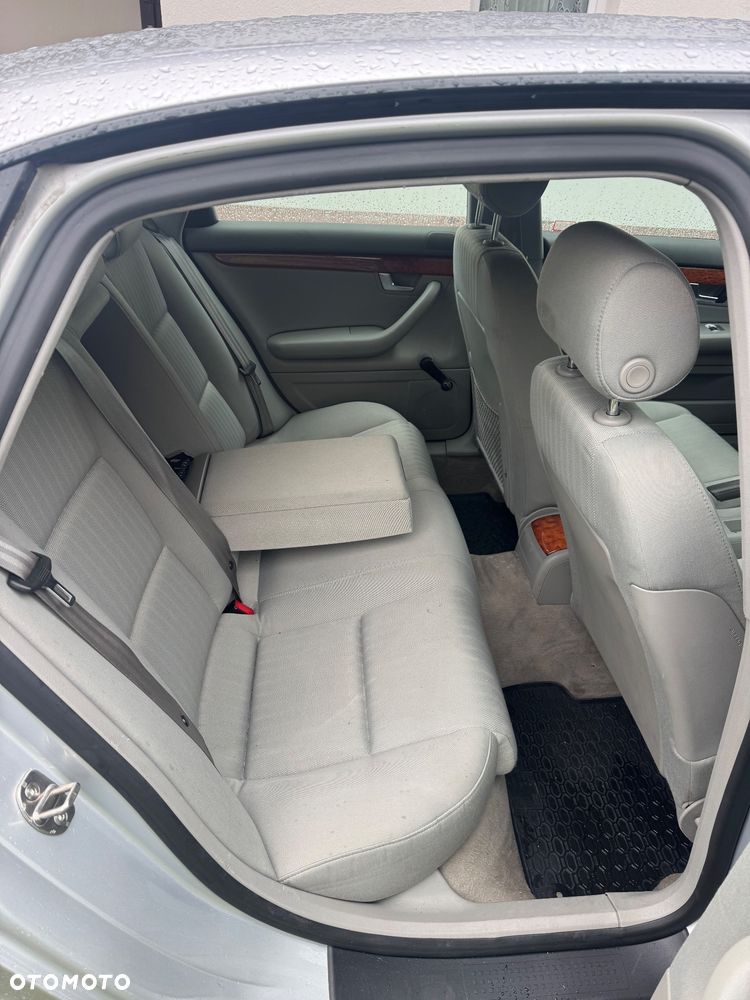 Audi A4 Avant - 8