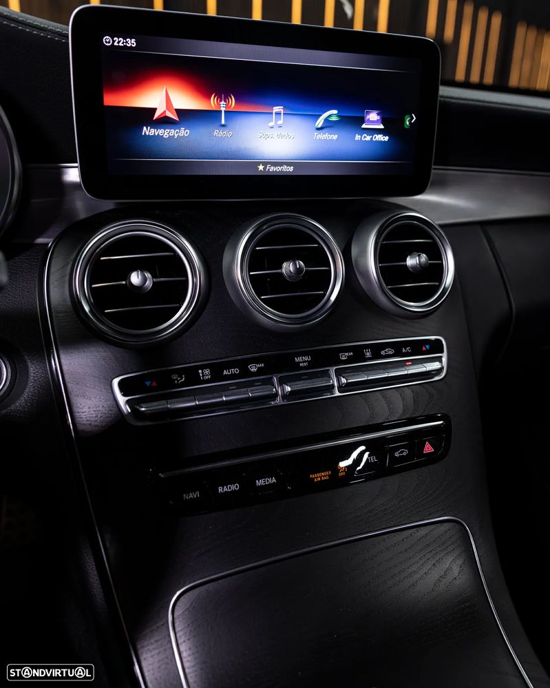 Mercedes-Benz C 300 e T 9G-TRONIC AMG Line - 11