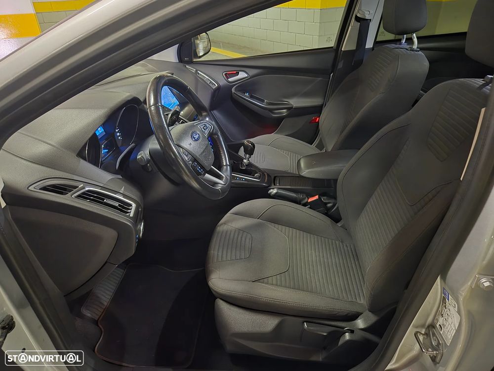 Ford Focus 1.0 SCTi Titanium - 19