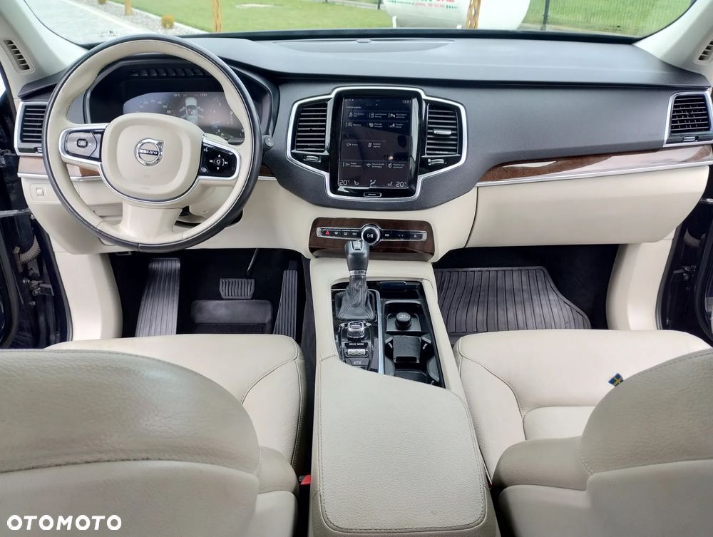 Volvo XC 90 T6 AWD Geartronic Momentum - 7