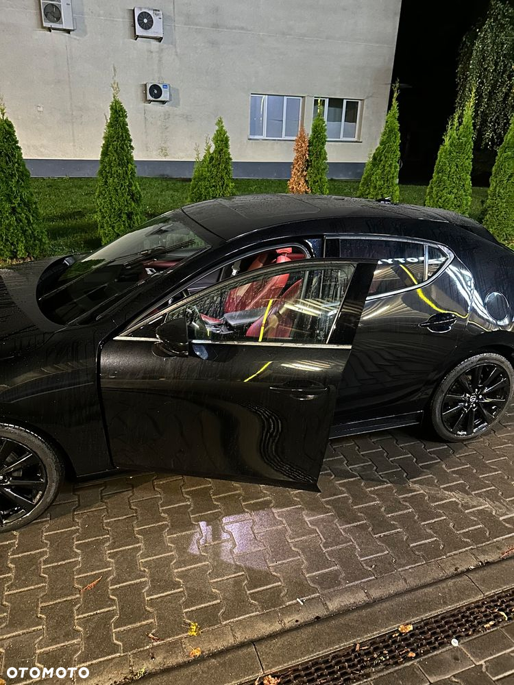 Mazda 3 - 8