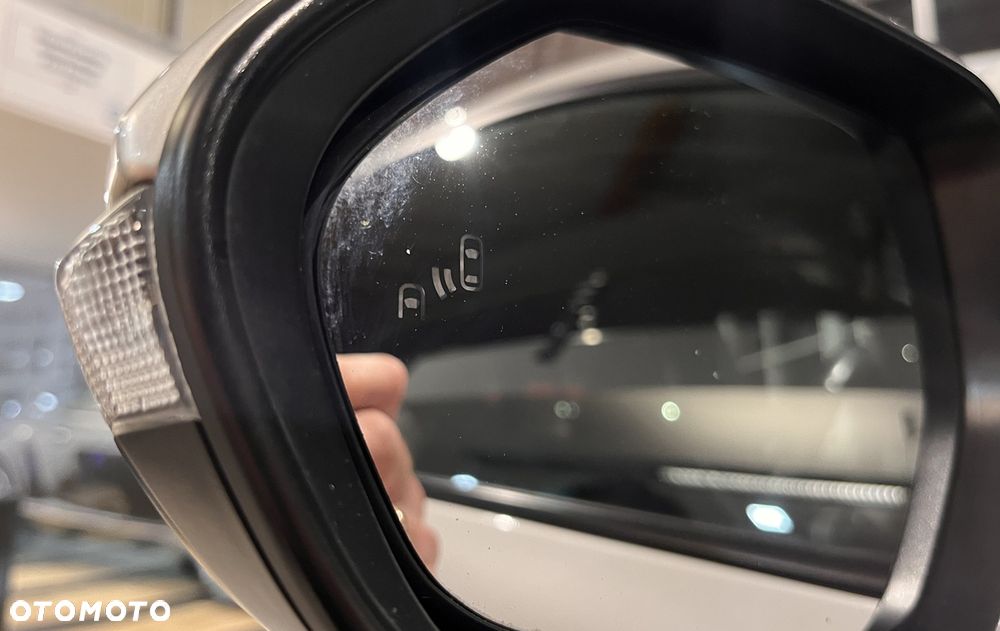 Toyota Corolla 1.8 Business Edition - 21