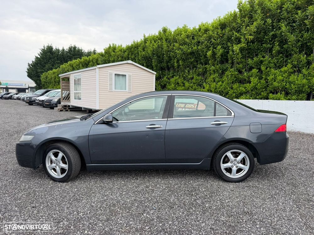 Honda Accord 2.0 Sport - 13
