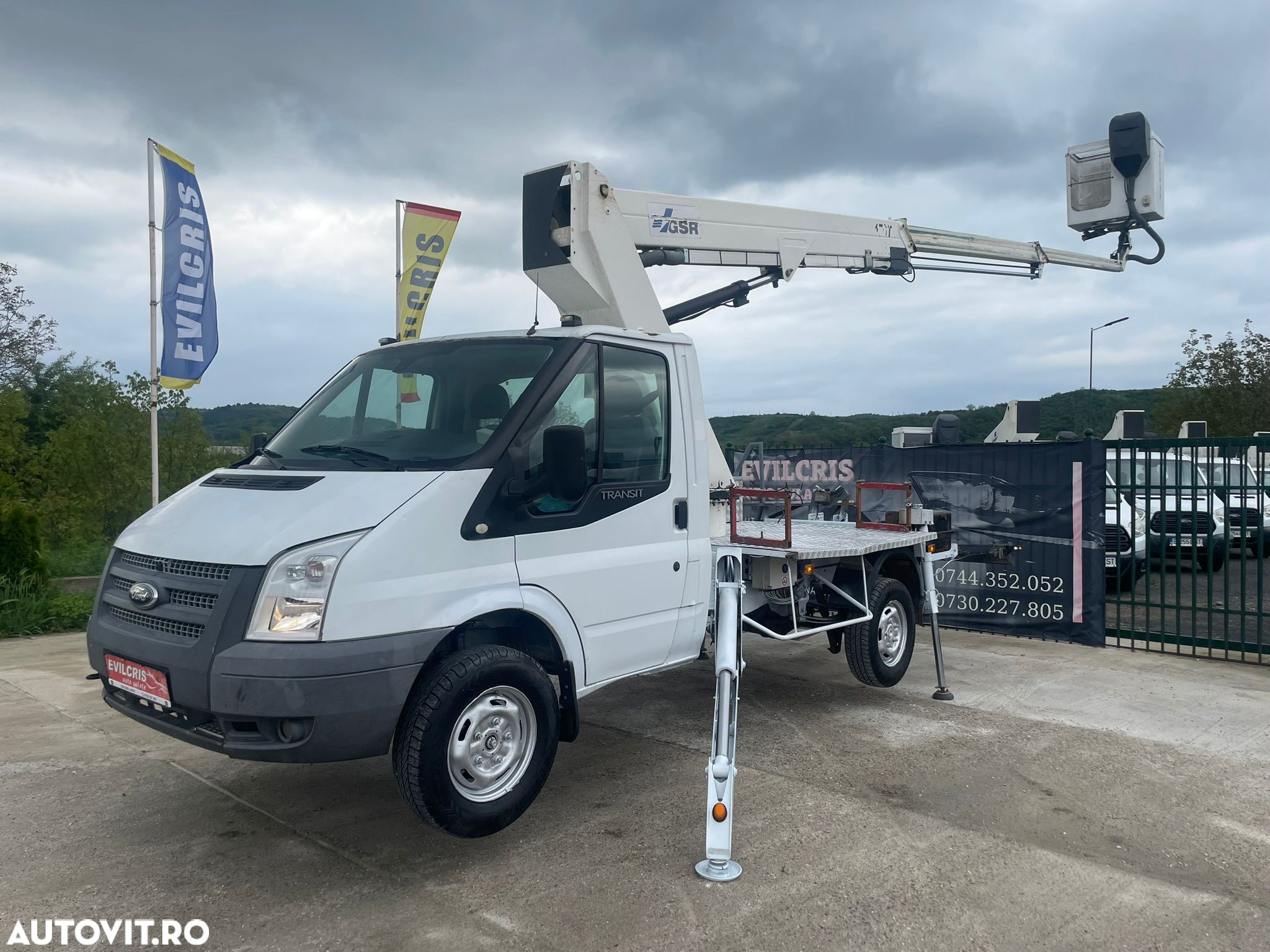 Ford Transit NACELA 4x4 18 M - 29