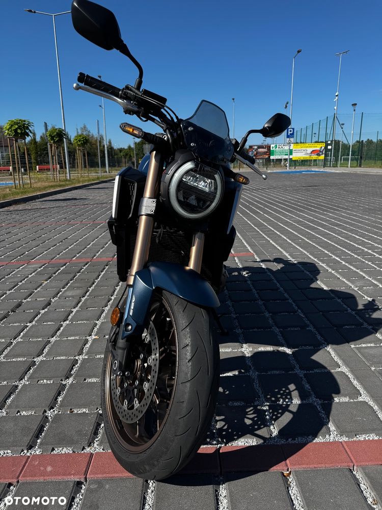 Honda CB - 2