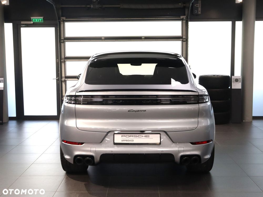 Porsche Cayenne Standard - 4