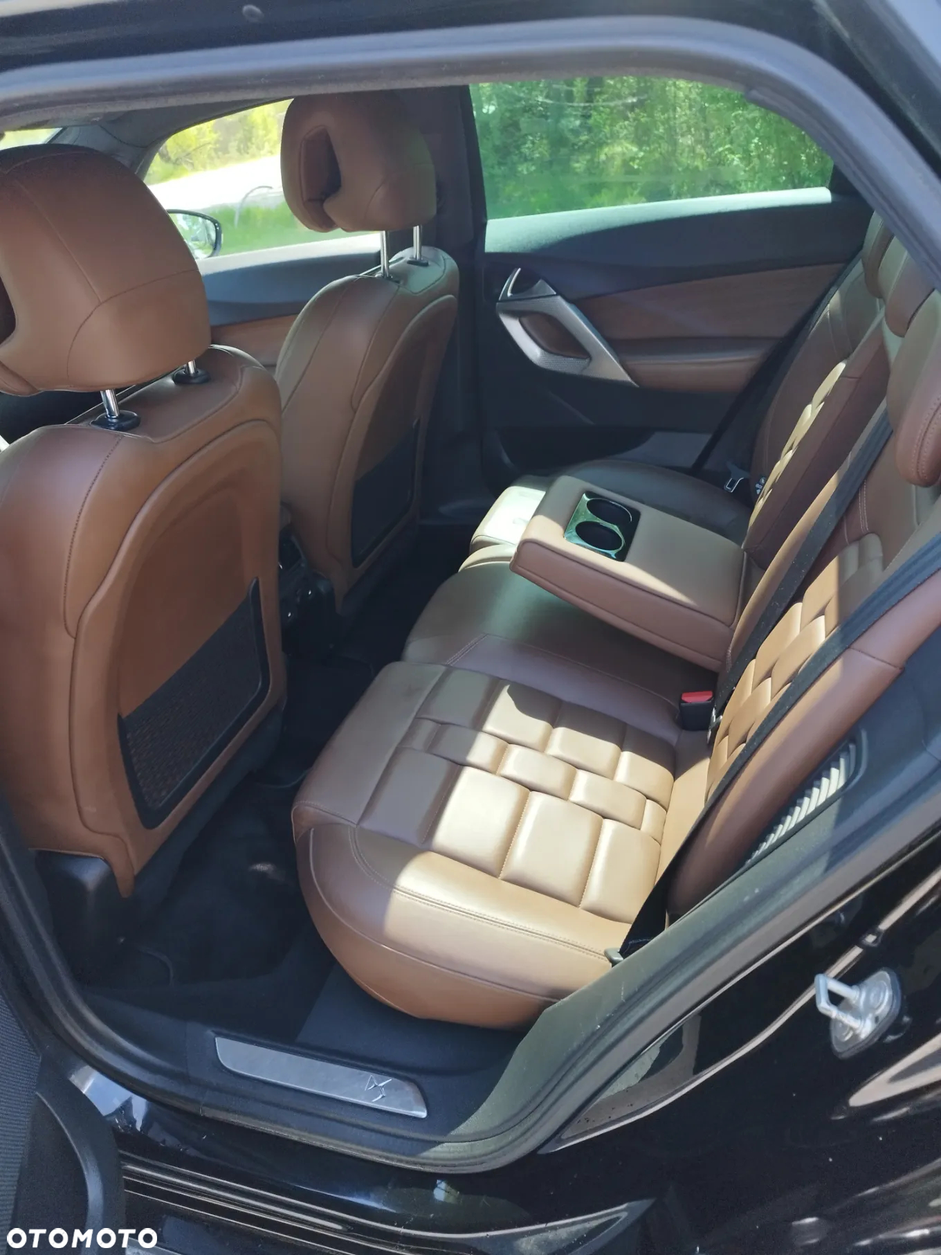 Citroën DS5 2.0 HDi Hybrid4 SportChic MCP - 2
