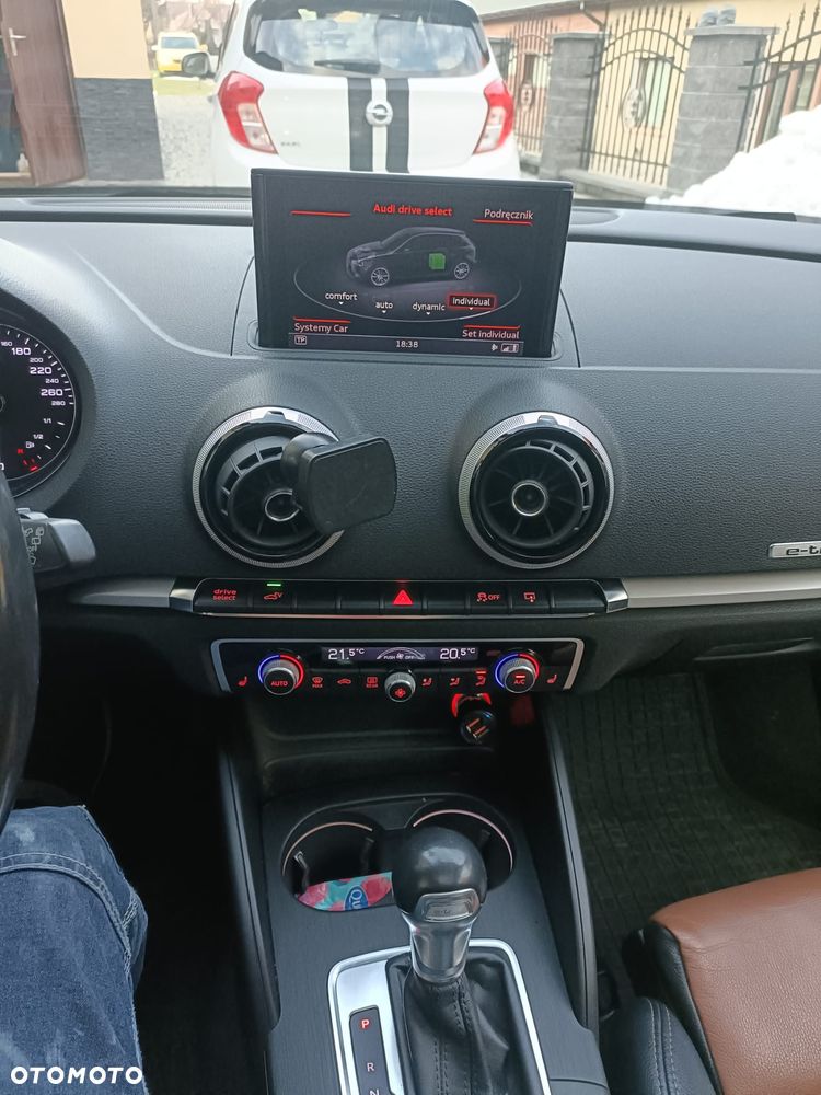 Audi A3 Sportback - 6