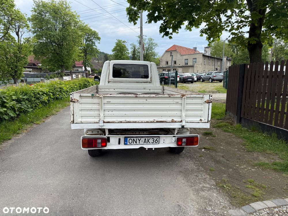 Volkswagen Transporter - 7