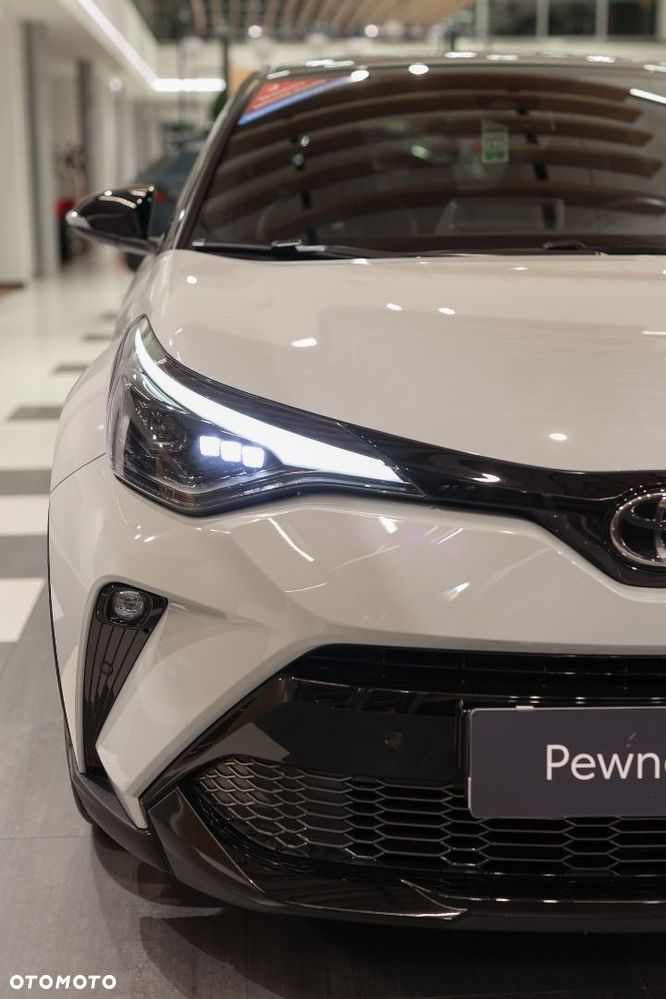 Toyota C-HR - 11