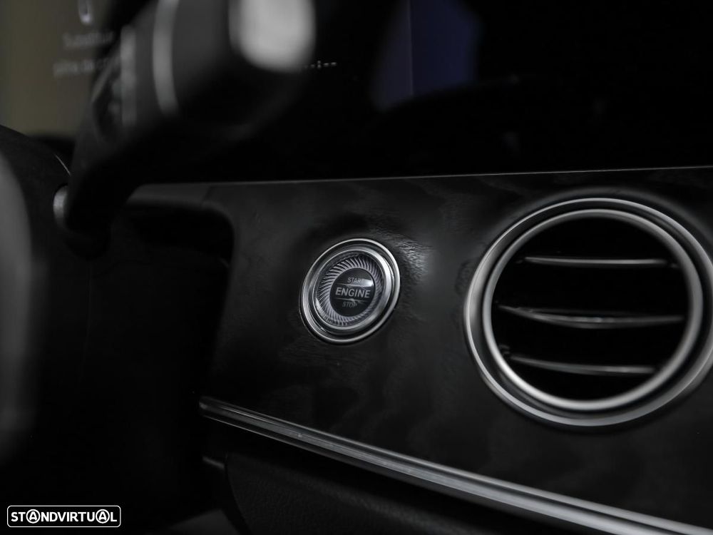 Mercedes-Benz E 300 de Exclusive Line - 21