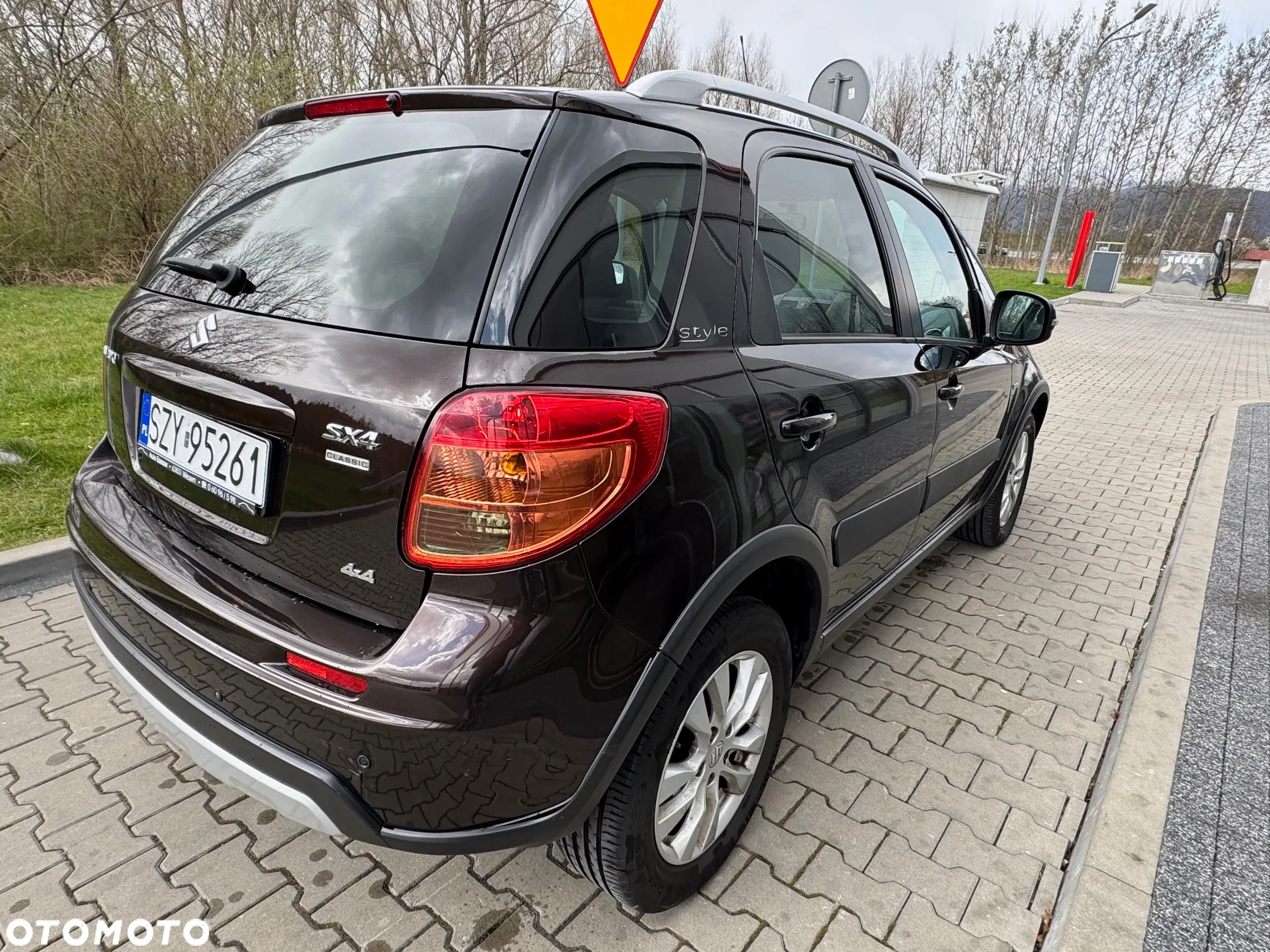 Suzuki SX4 2.0 DDiS 4x4 Style - 8