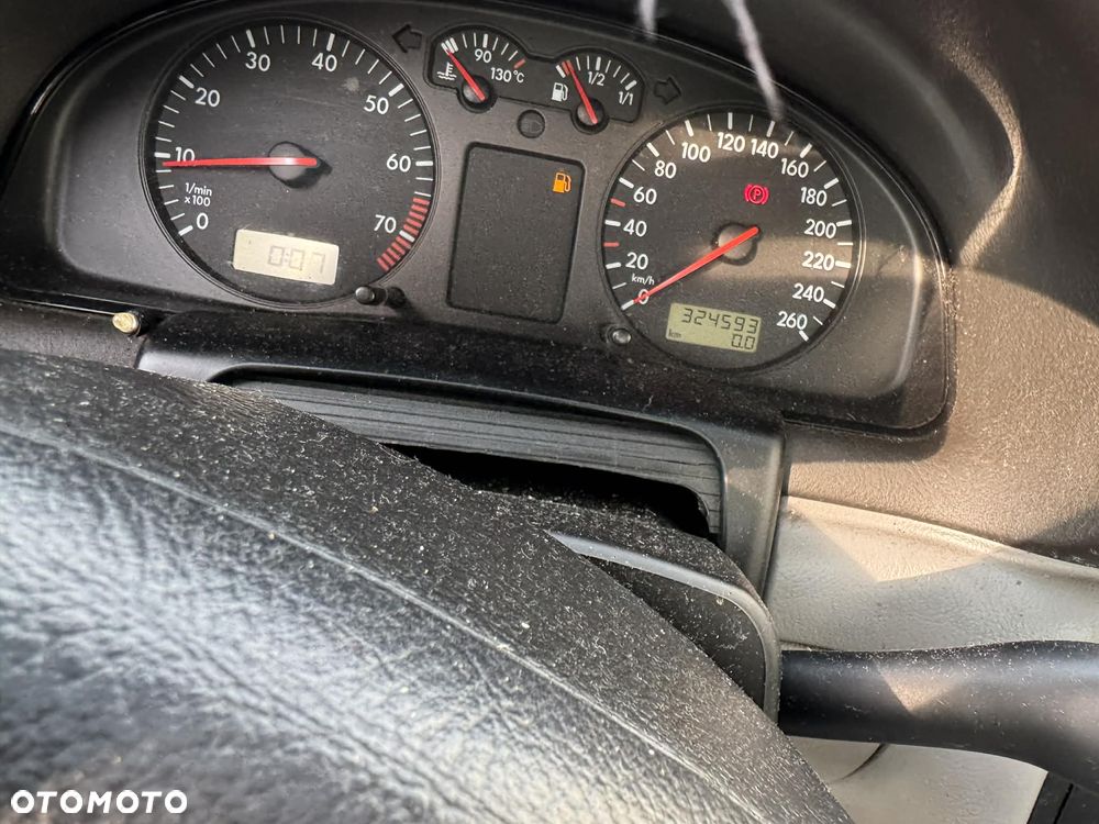 Volkswagen Passat 1.6b AHL 101 KM  | Części Passat B5 Sedan | Gwarancja - 8