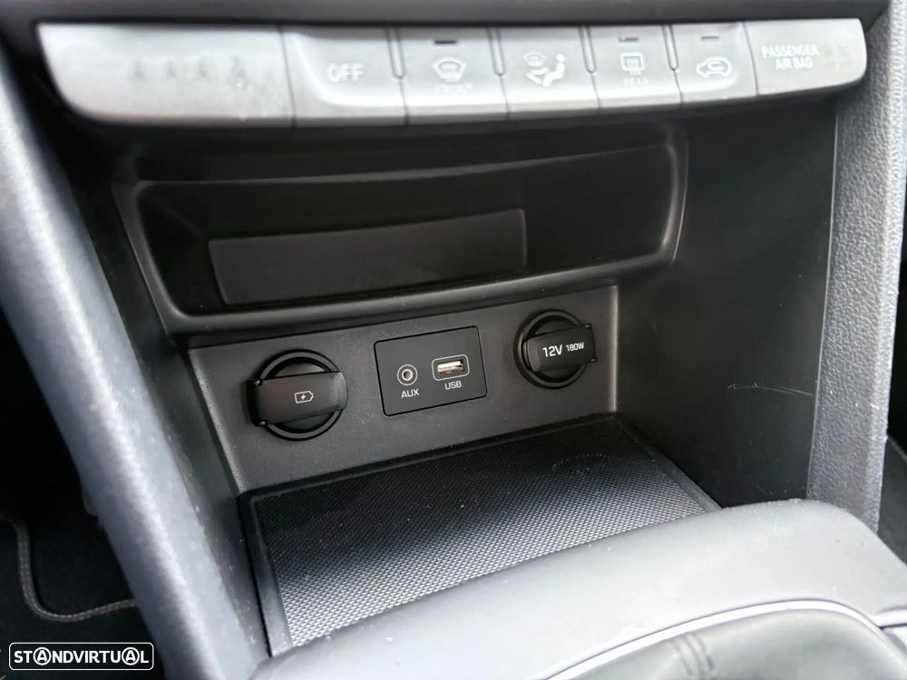 Hyundai Kauai 1.0 T-GDi Premium Tec.Preto - 48