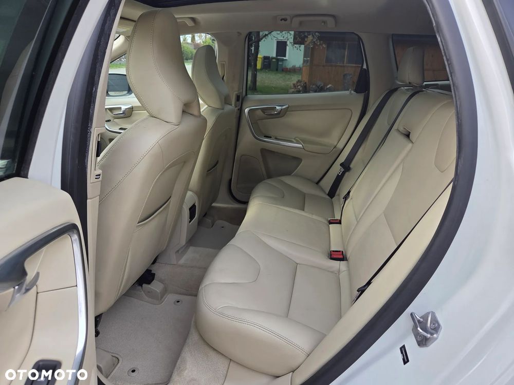 Volvo XC 60 T5 Drive-E Summum - 13