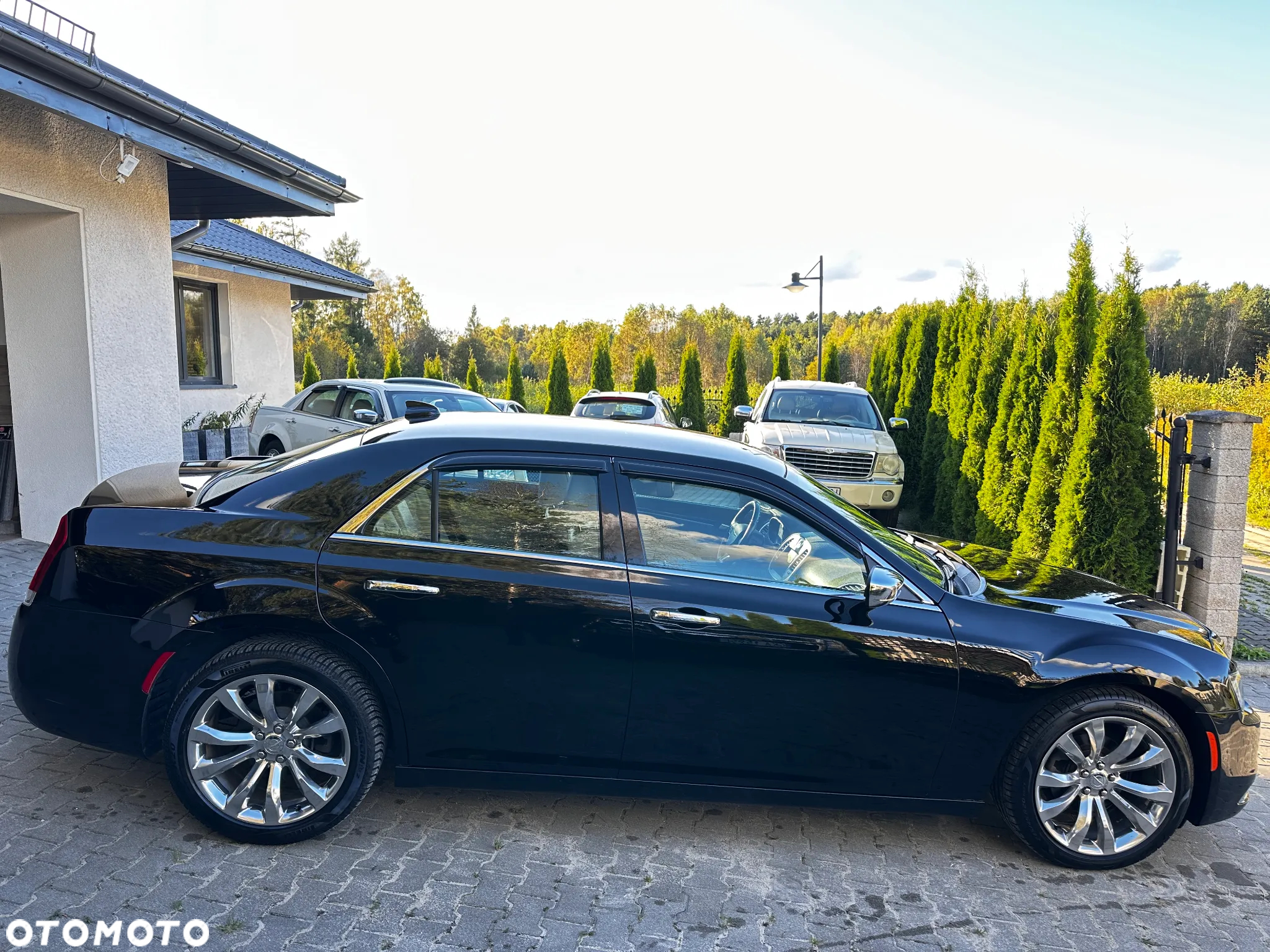 Chrysler 300C - 11