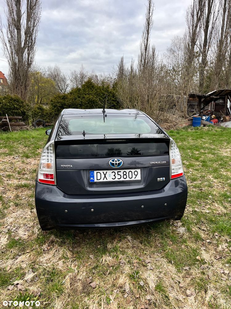 Toyota Prius 1.8 HSD Prestige - 5