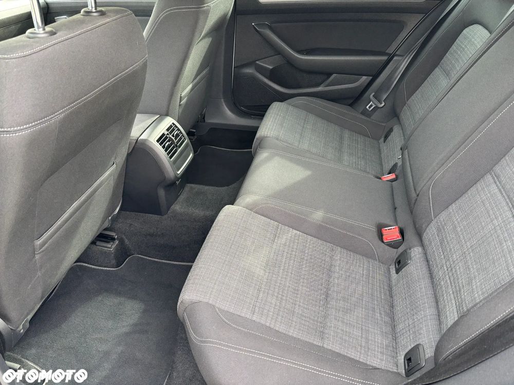 Volkswagen Passat 1.5 TSI EVO Comfortline DSG - 16