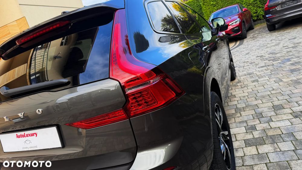 Volvo XC 60 B4 D Ultimate Dark - 11