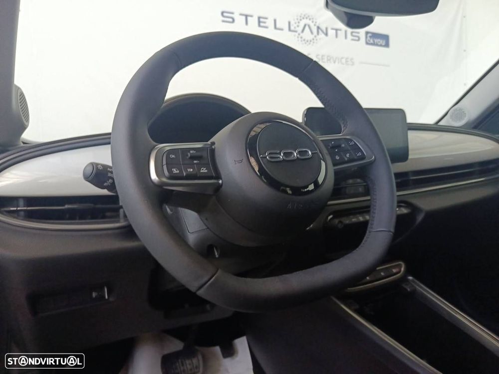 Fiat 600 1.2 Hybrid Icon - 12