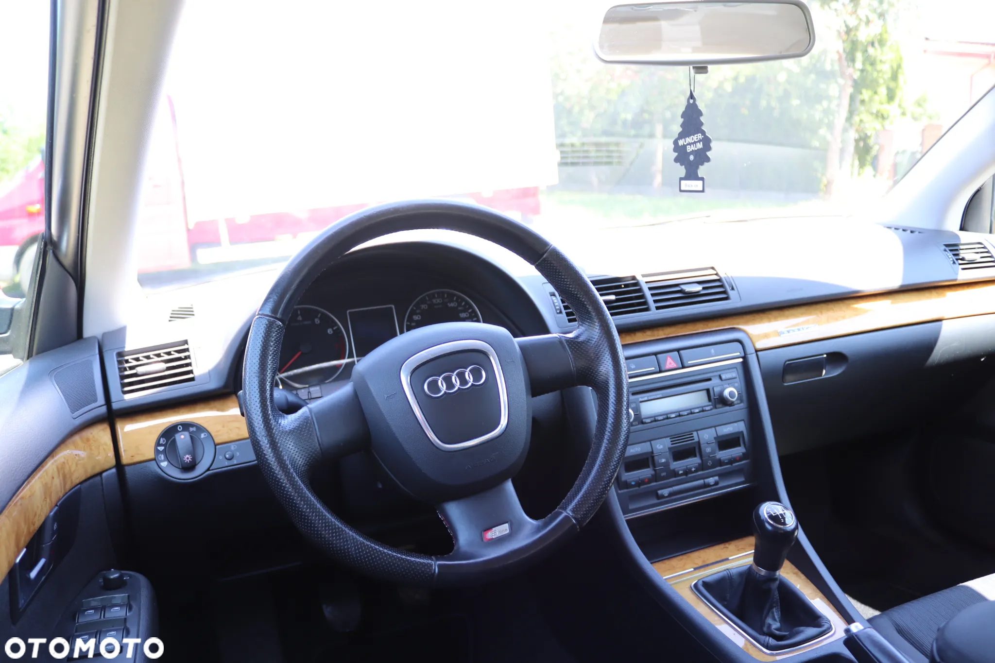 Audi A4 1.8T Quattro - 29