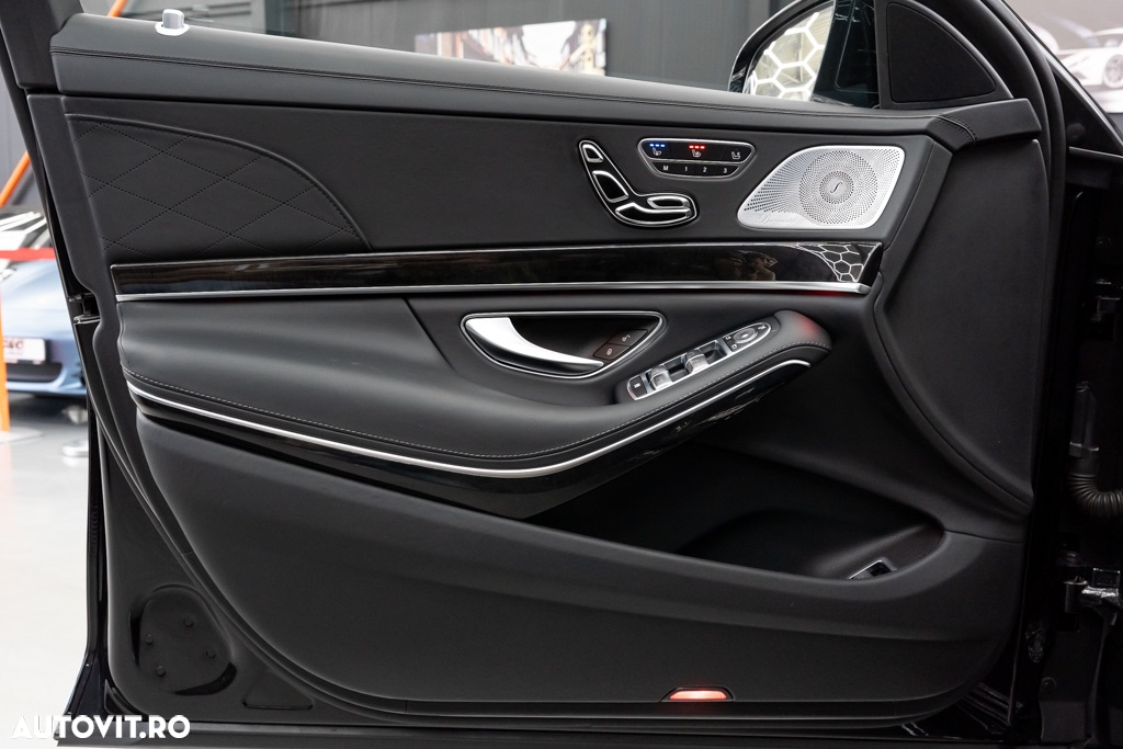 Mercedes-Benz S 560 4MATIC Long Aut. - 38
