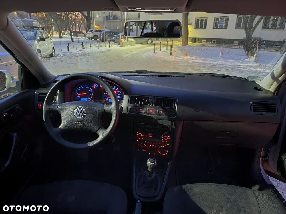 Volkswagen Bora 1.4 - 8