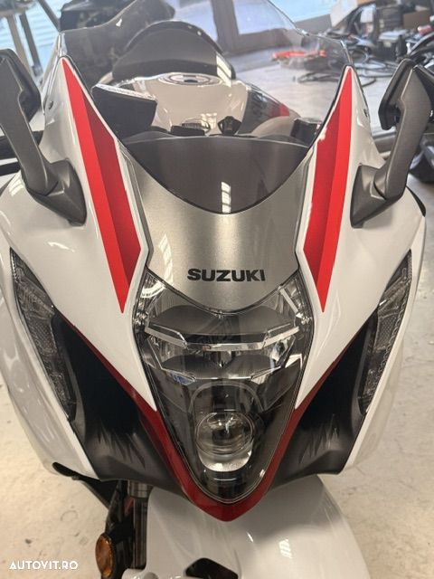 Suzuki GSX 1300R Hayabusa Limited Edition - 2