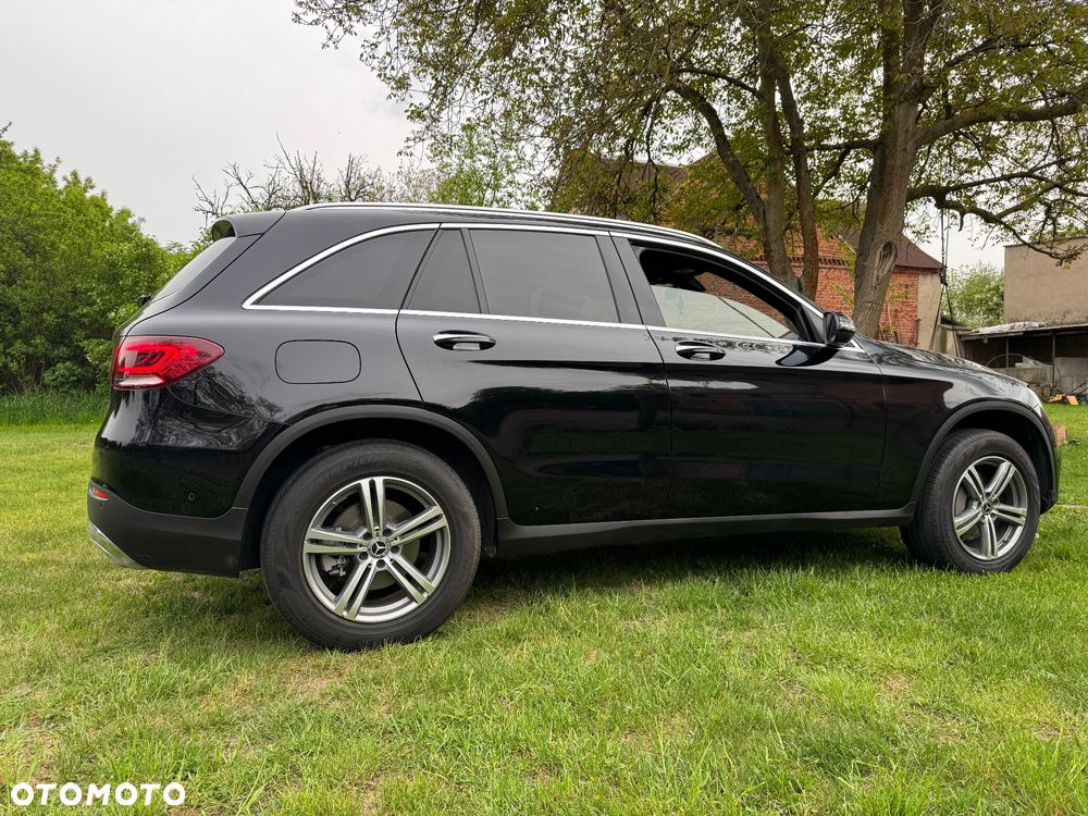Mercedes-Benz GLC 300 4Matic 9G-TRONIC Exclusive - 12