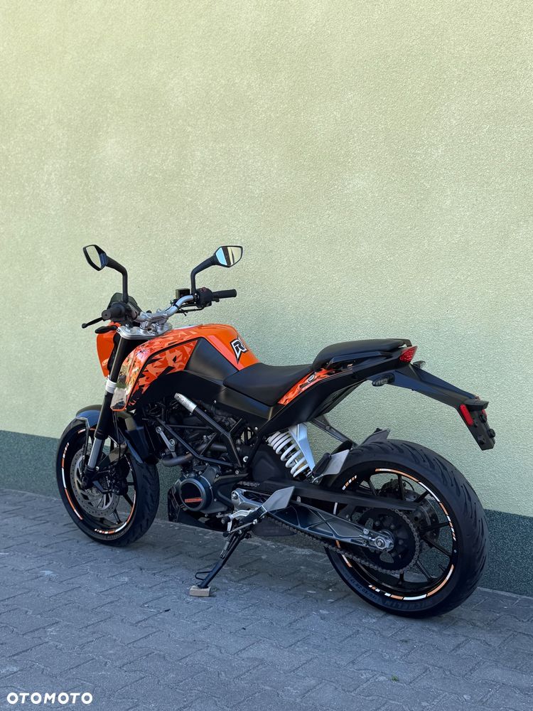 KTM Duke 125 - 18