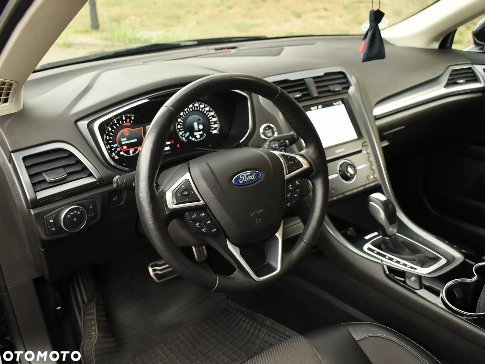 Ford Mondeo 2.0 TDCi ST-Line PowerShift - 20